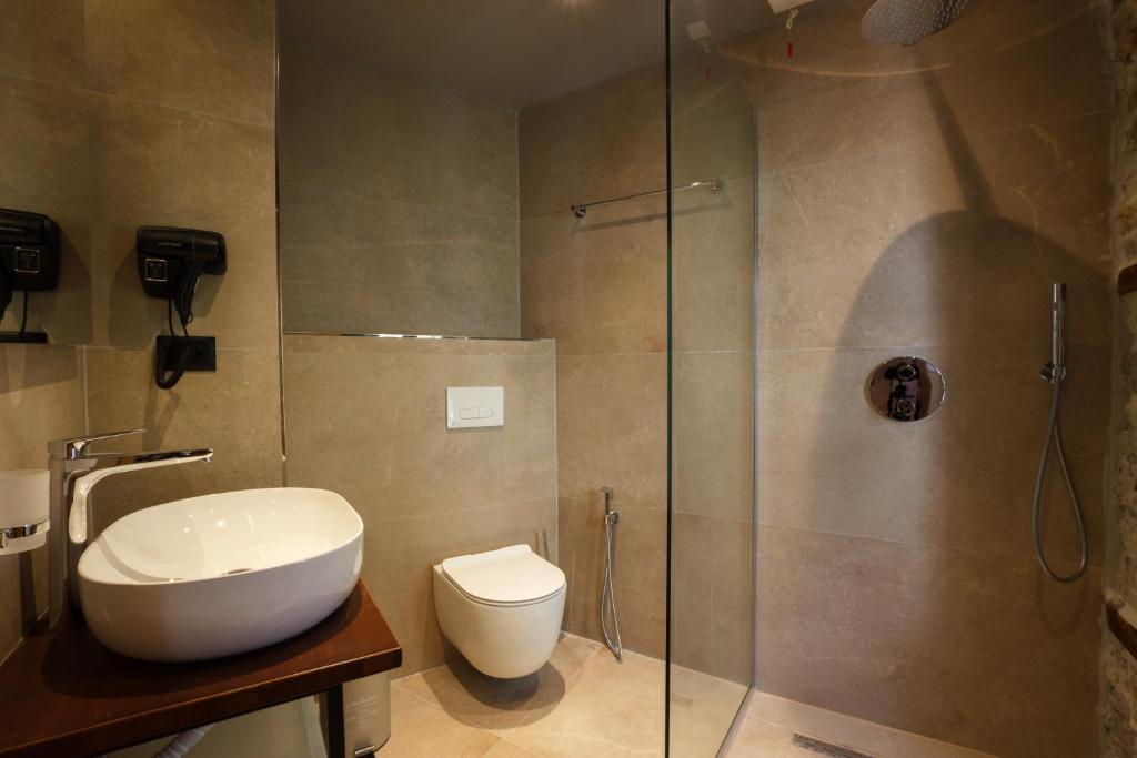 Koupelna v ubytování Furra Hotel