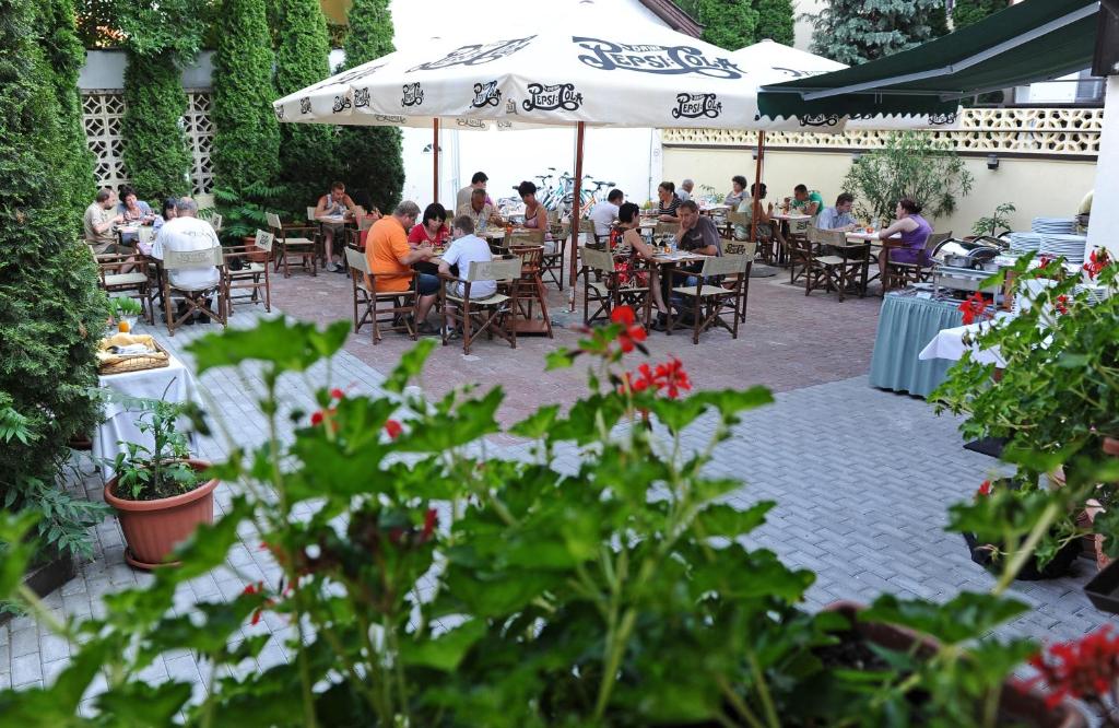 Hotel Minaret&Étterem - Resim 32