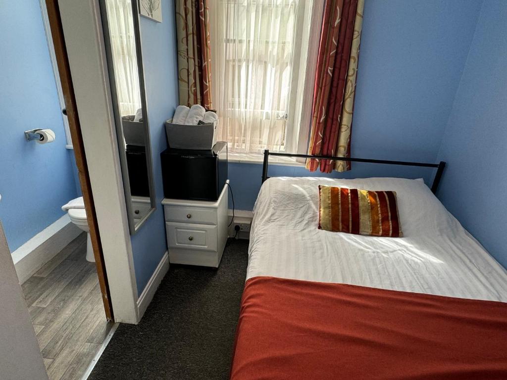 Backpackers Blackpool Hotel & Suites - Resim 25