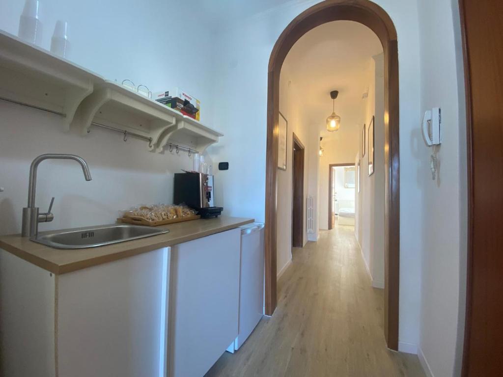 Kuchyň nebo kuchyňský kout v ubytování B&B 10 mt dal duomo