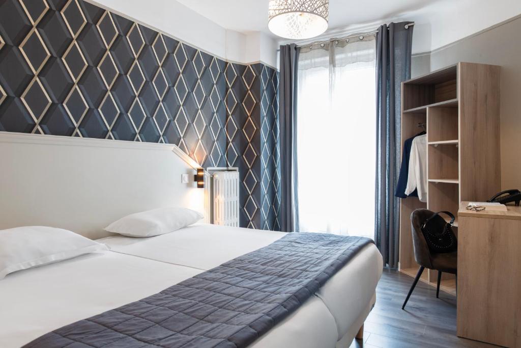 Hôtel Ambassadeur - Resim 1