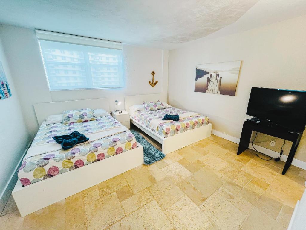 The Tides on Miami Hollywood Ocean View Apartments 1B - Doppelzimmer Mit Balkon