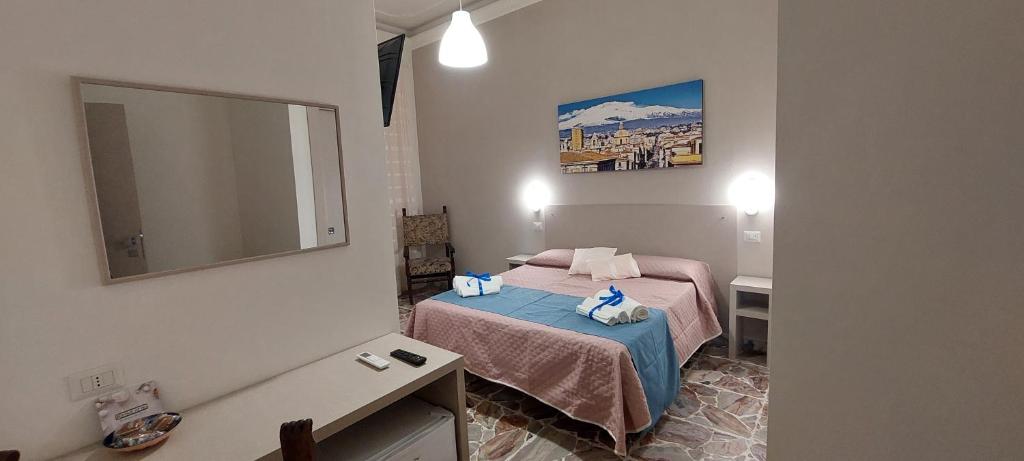 Debora Holiday House - Habitación Triple Con Baño Privado
