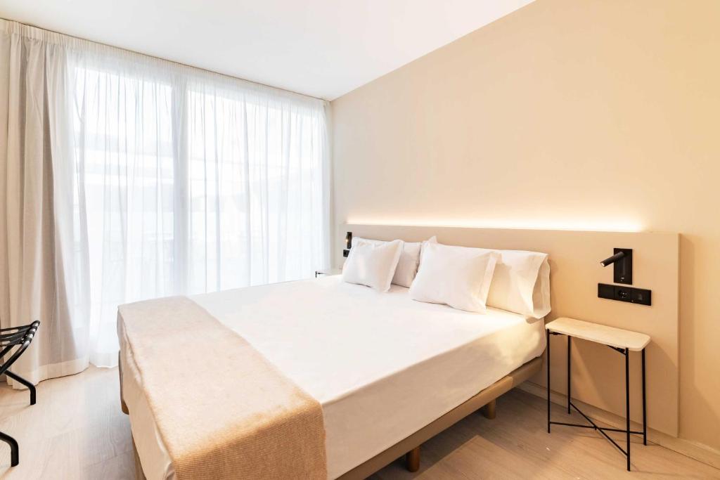 
Economy Double or Twin Room
