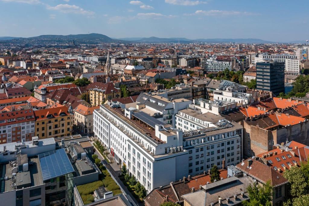 Dean's Home Budapest - Resim 16