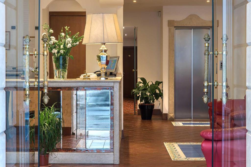 Hotel Caracciolo - Resim 26