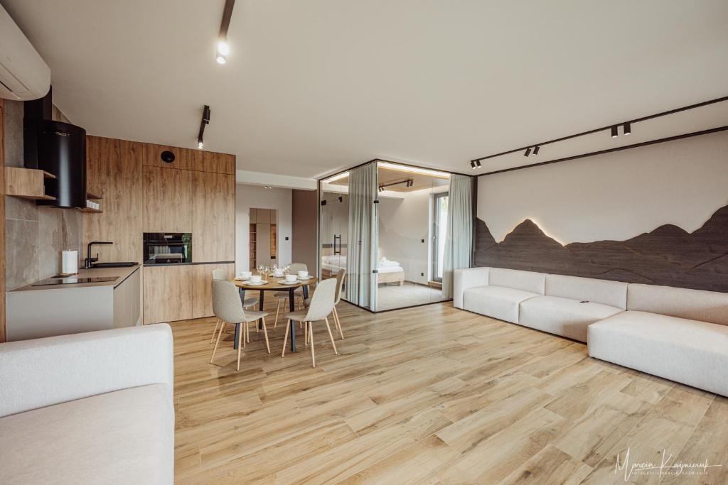 Luxury Szklarska Apartments - Suite Familiare Con Balcone