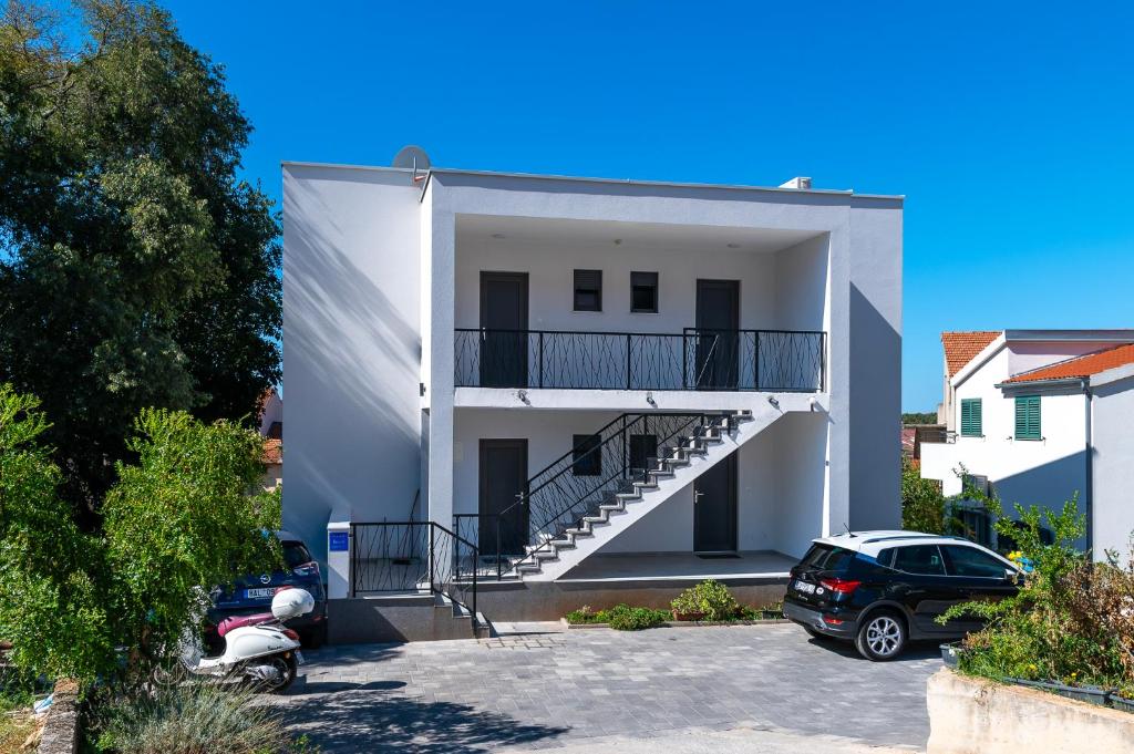 Budova, v ktorej sa apartmán nachádza
