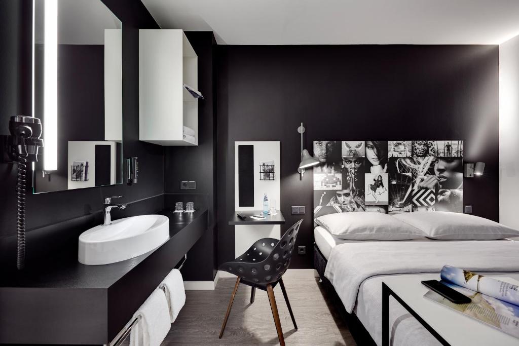LEGERE EXPRESS Bielefeld - Chambre Lit Queen-Size