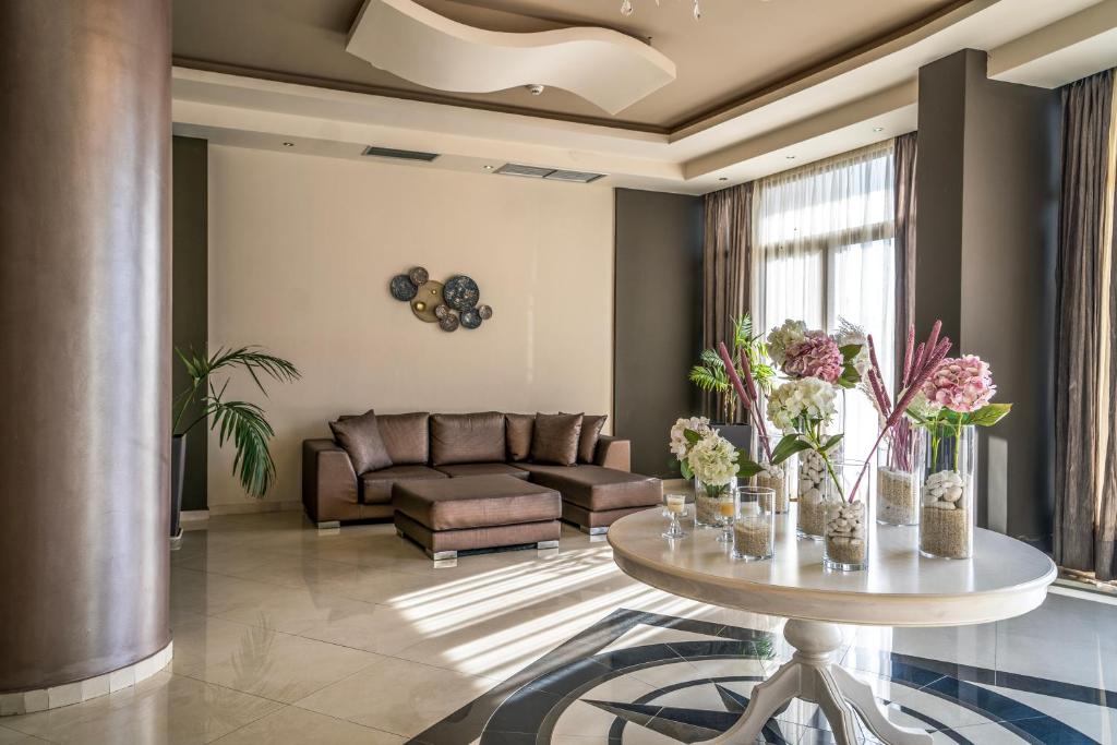 Posezení v ubytování Evia Hotel & Suites