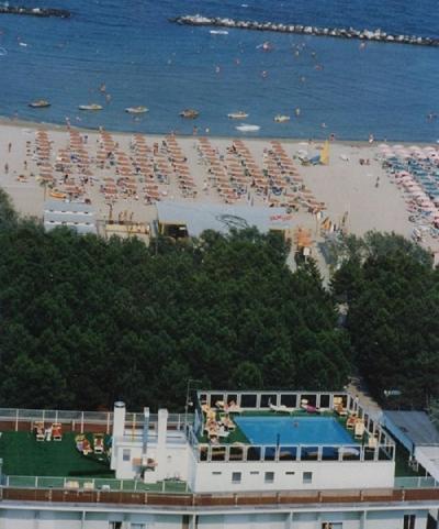 Pláž u hotelu