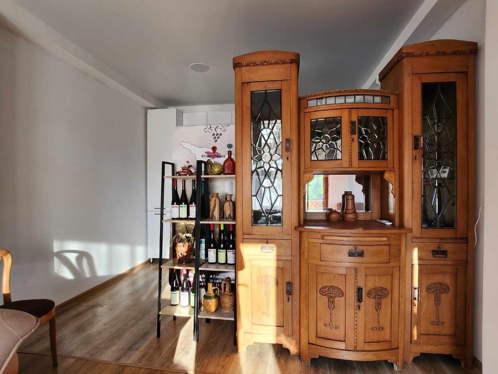 Nápoje v ubytování Lomtadze Family Wine Hotel