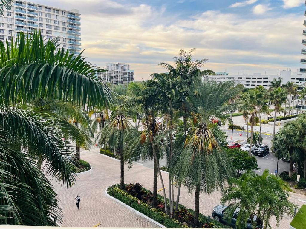 The Tides Condo on Hollywood - Two-Bedroom Apartment