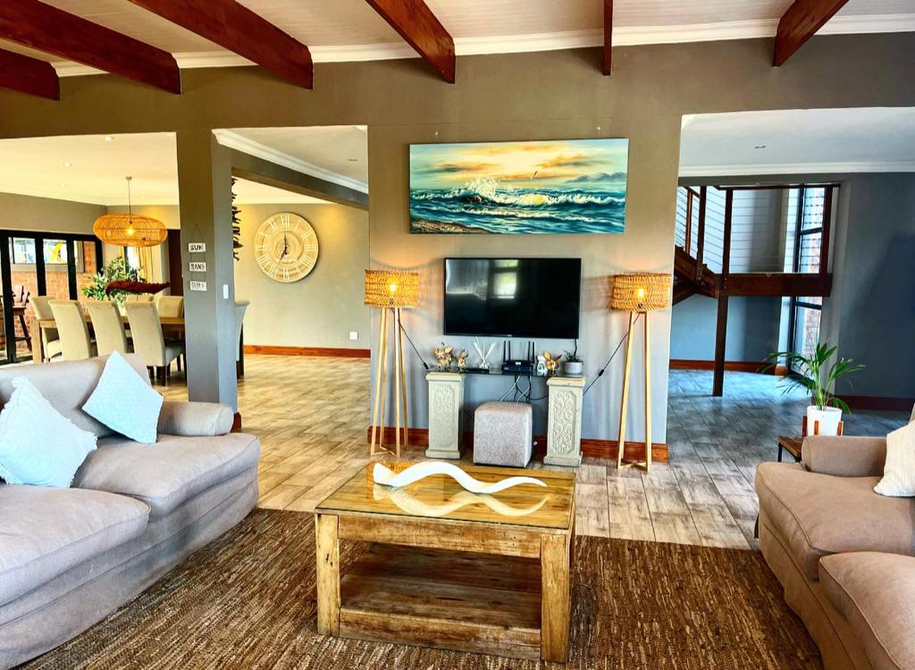 Oppi See Beach House - Image 14