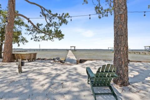 Loodusmaastik puhkemaja lähedal