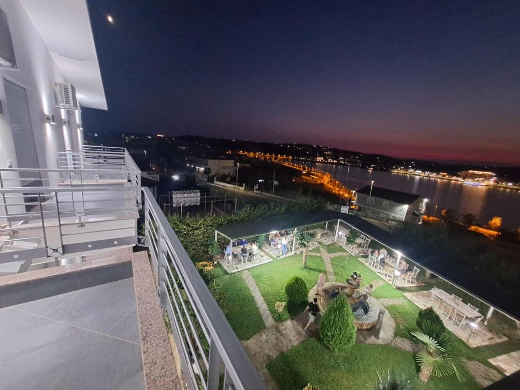 Fotografie z fotogalerie ubytování Bar Restorant Hotel Rama v destinaci Belsh