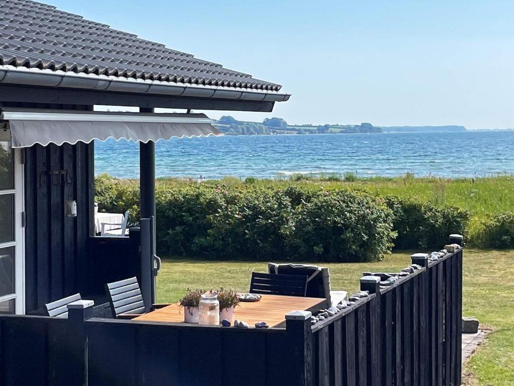 Φυσικό τοπίο κοντά σε αυτή η παραθεριστική κατοικία