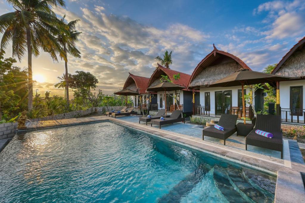 Бассейн в MT Penida Bungalow или поблизости
