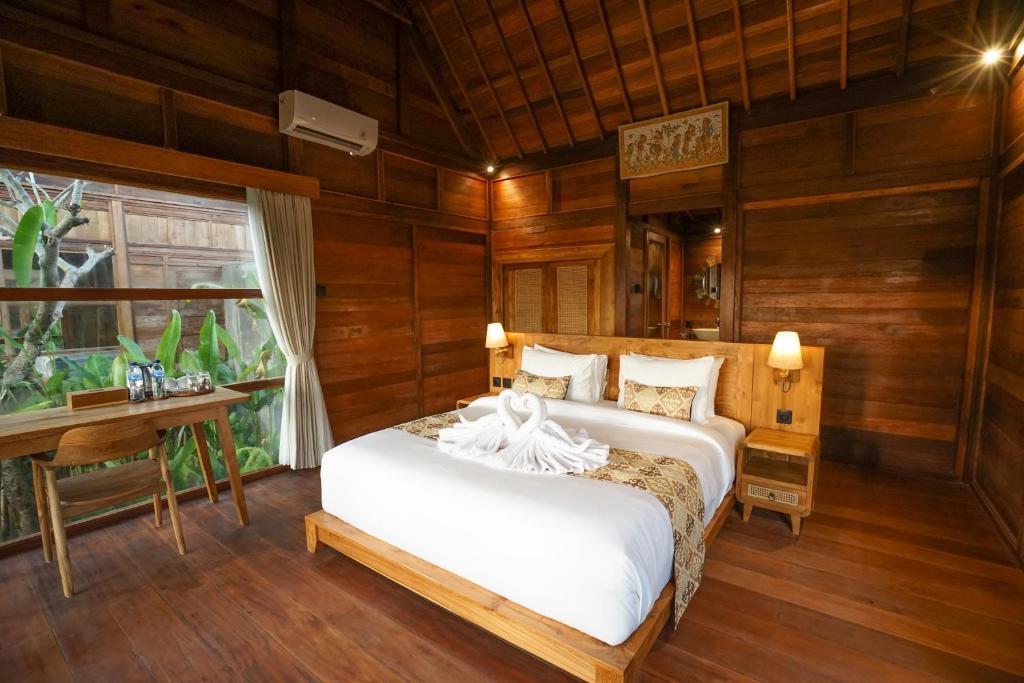 Ubud Art Resort - Deluxe In Legno Con Vista Sul Campo Di Riso