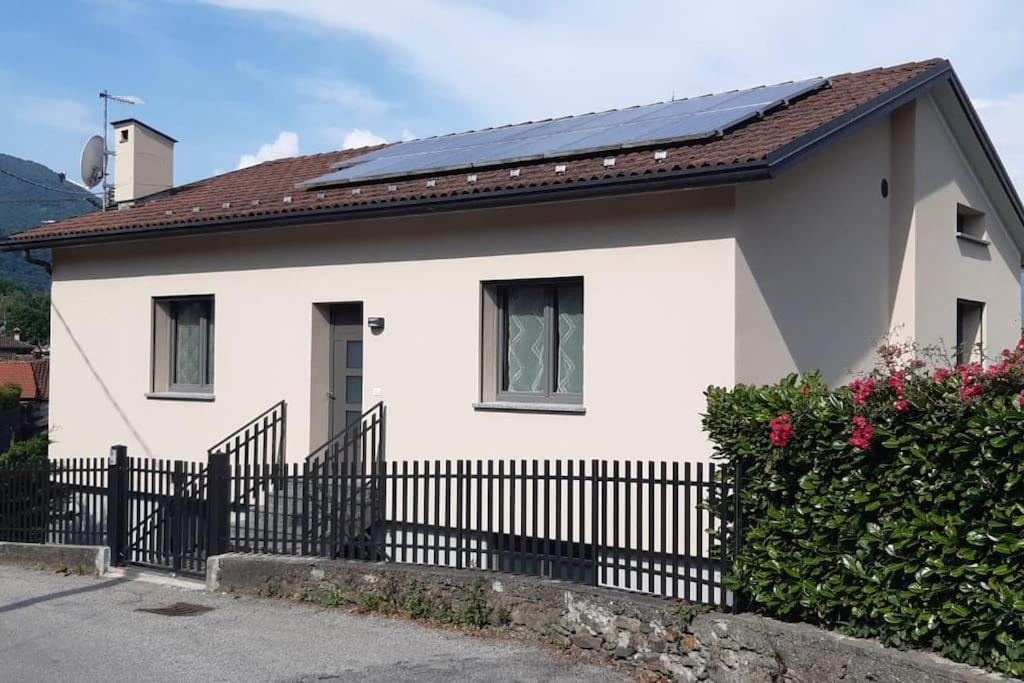 Budova, kde se prázdninový dům nachází