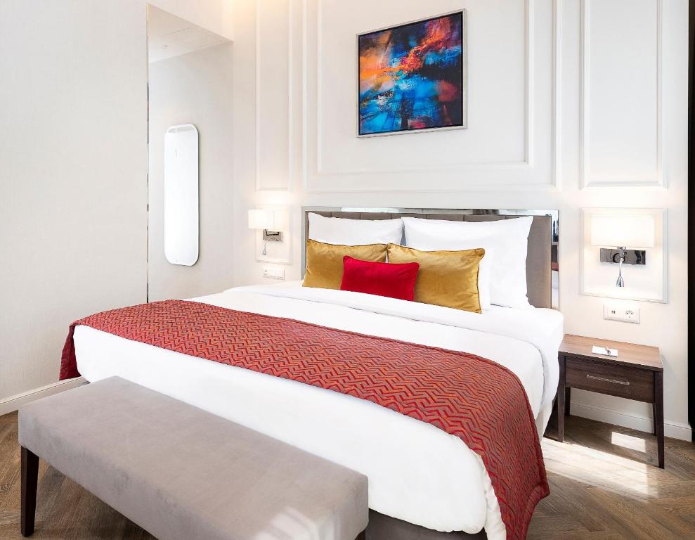 Three Corners Avenue Hotel - Resim 24