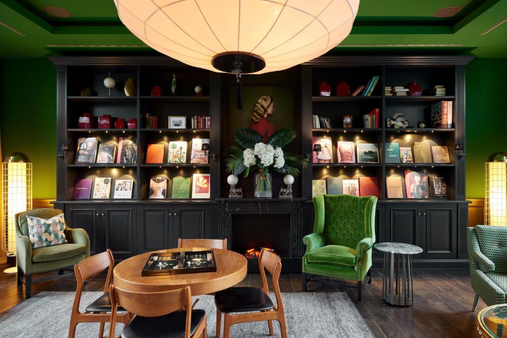 The George Hamburg - Resim 3