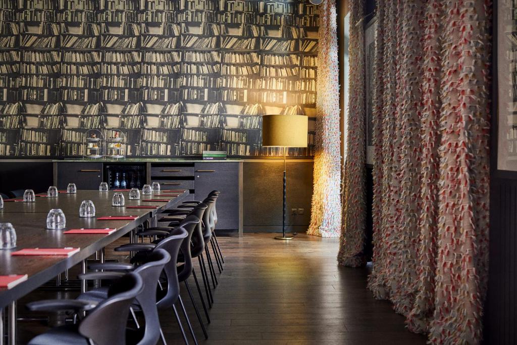 The George Hamburg - Resim 19