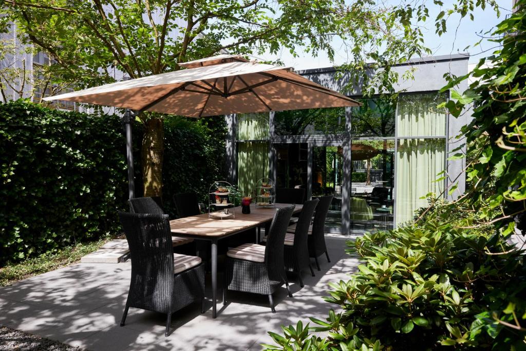 The George Hamburg - Resim 29