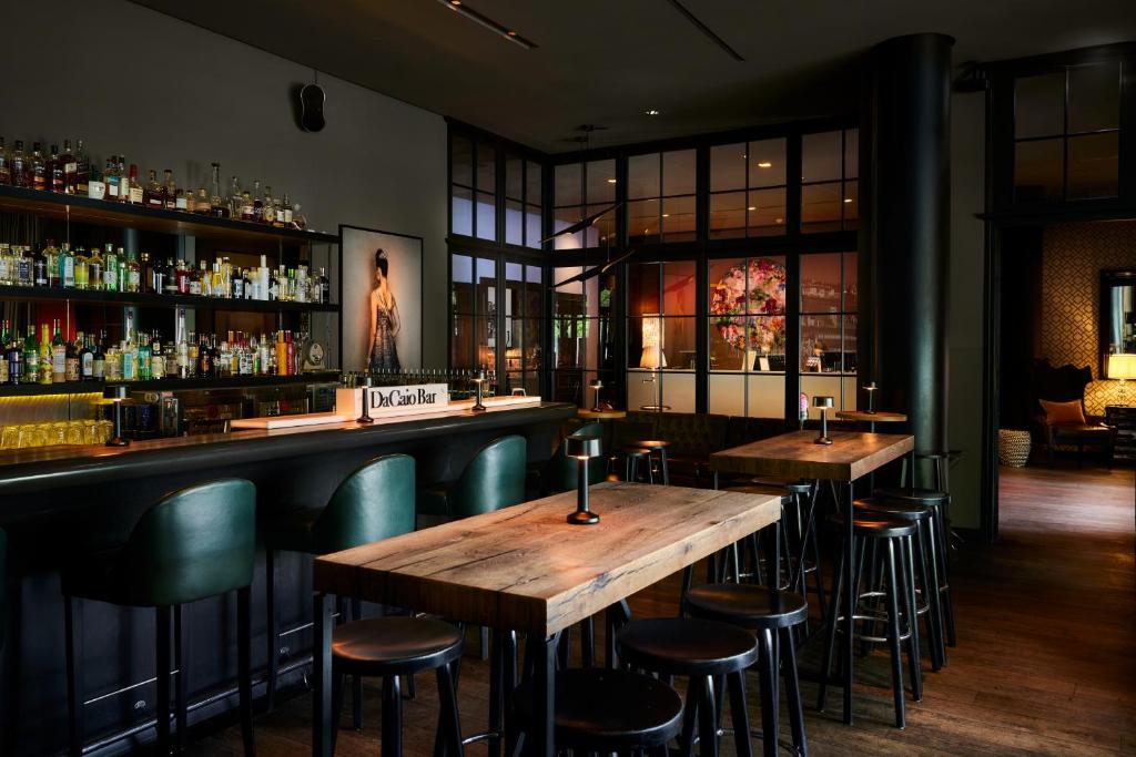 The George Hamburg - Resim 39