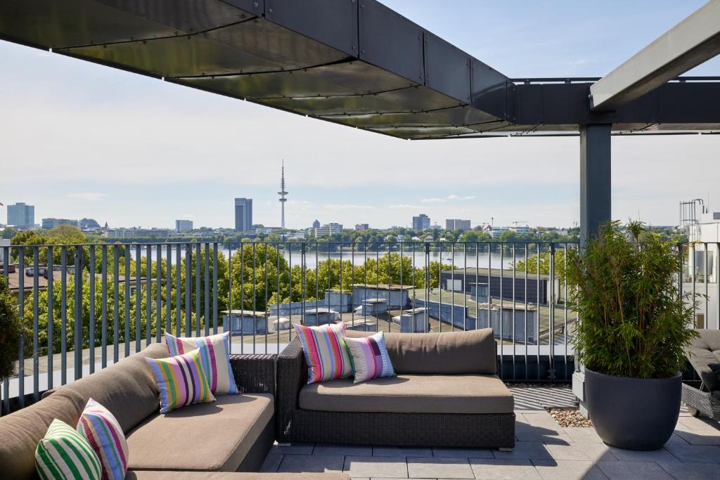 The George Hamburg - Resim 5