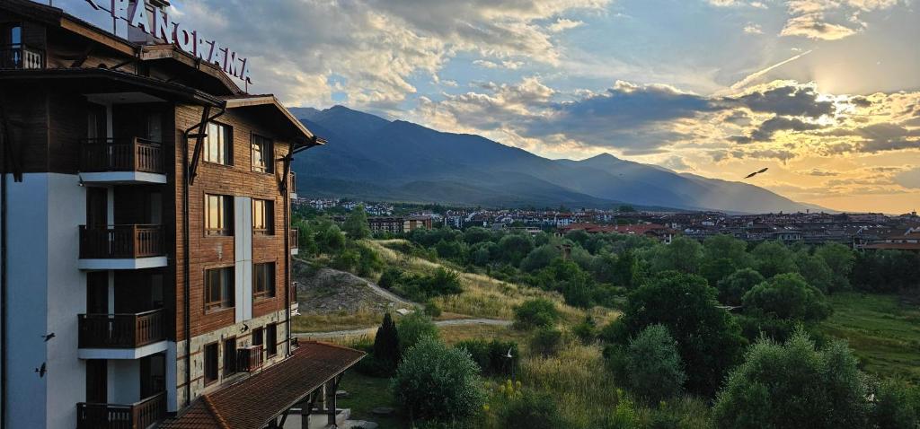 Fotografie z fotogalerie ubytování Studio with balcony, mountain view, 4* SPA Resort, Bansko v destinaci Bansko