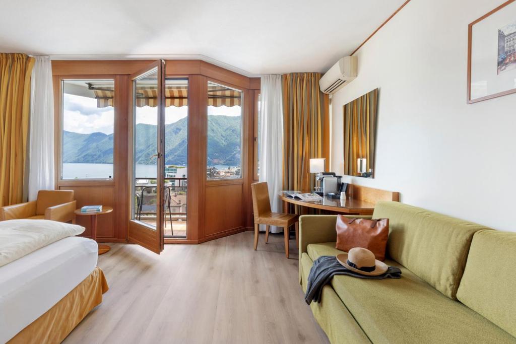 Hotel Delfino Lugano - Resim 3