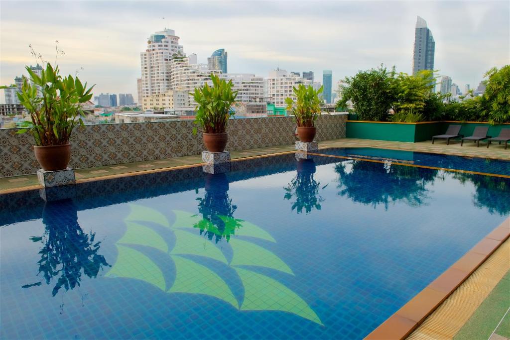 Tongtara Riverview Hotel Bangkok