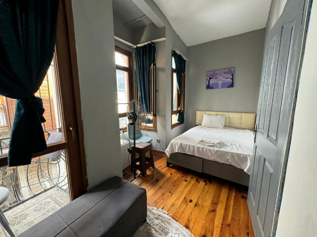 Yeni Butik House