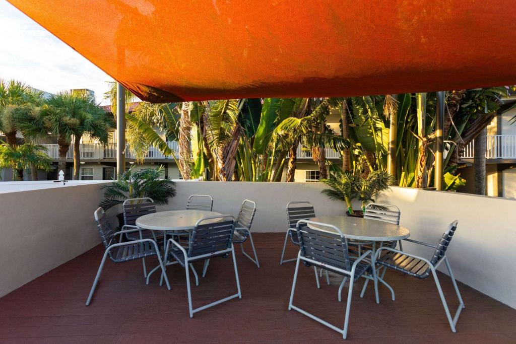 Fotografie z fotogalerie ubytování La Quinta Inn by Wyndham Cocoa Beach-Port Canaveral v destinaci Cocoa Beach