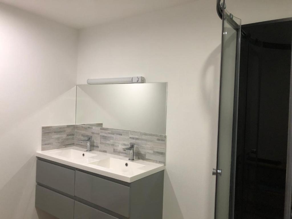 Kúpeľňa v ubytovaní Gîte Sidney