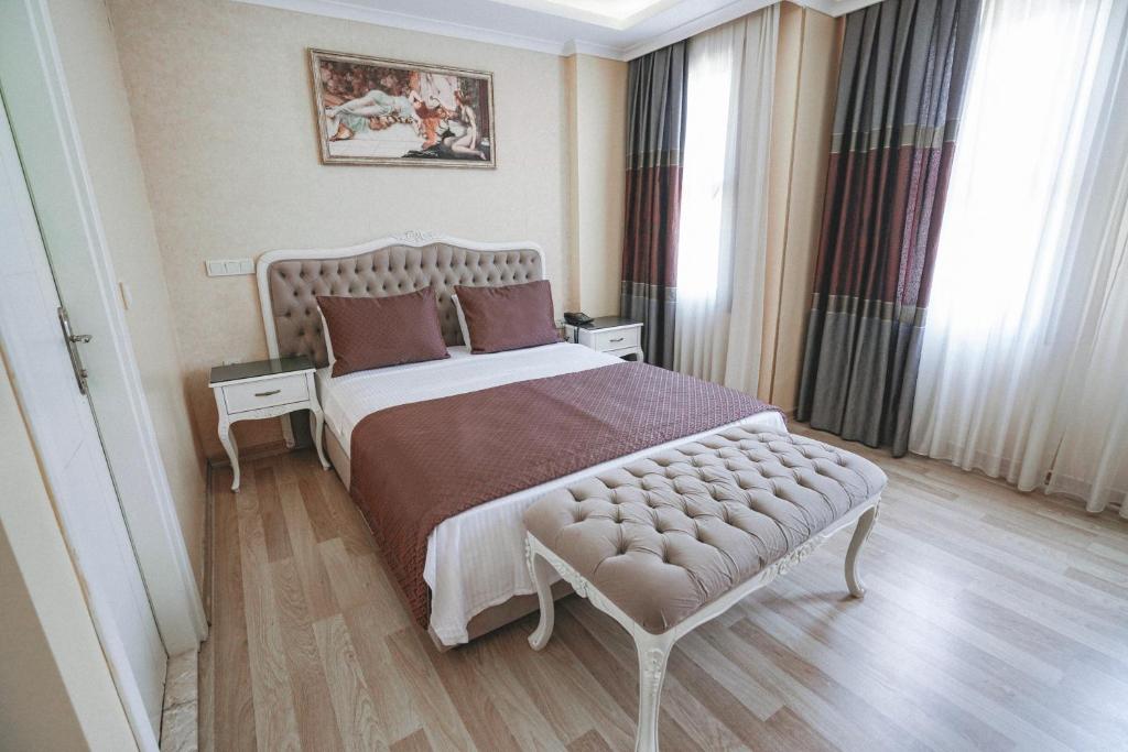 Bon Hotel Old City - Superior Double Room