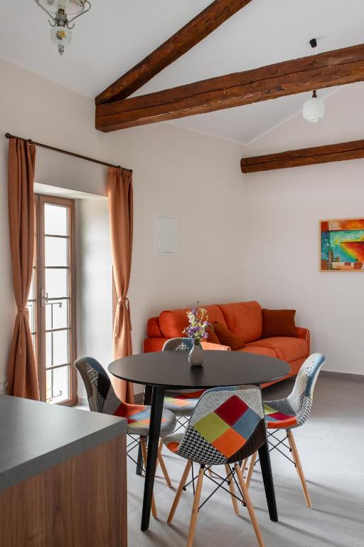 Posezení v ubytování Wellba Homestead Planina