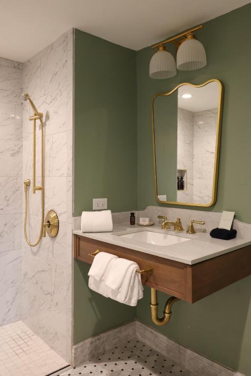 Hotel Granada, a Member of Design Hotels - Queen Room With Two Queen Beds - Disability Access