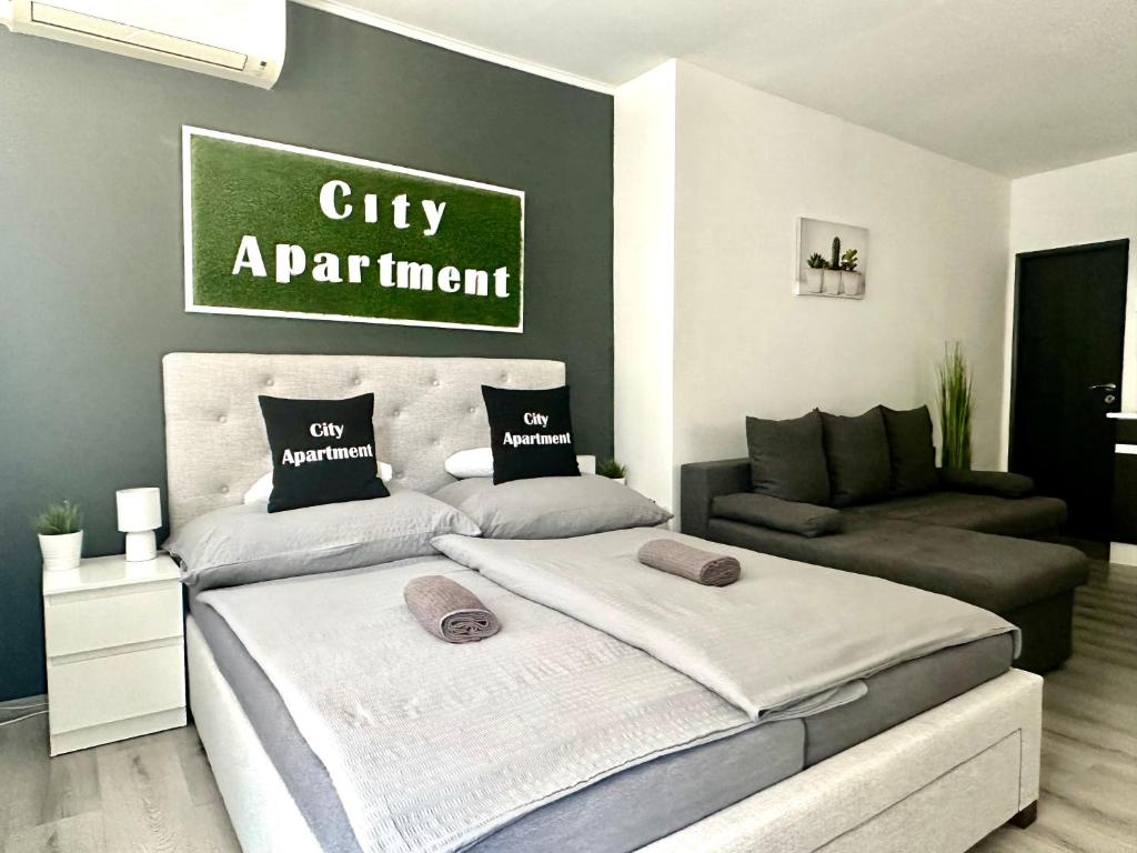 City Apartment - Apartment With Terrace