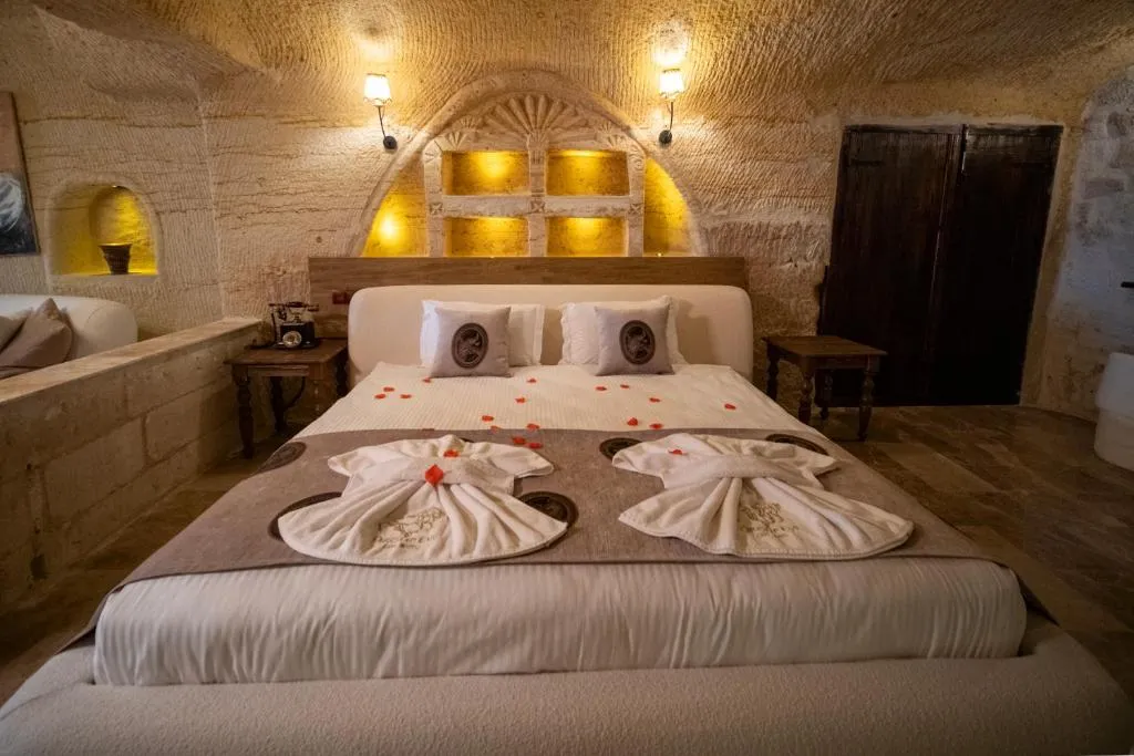 Urgup Cave Suite