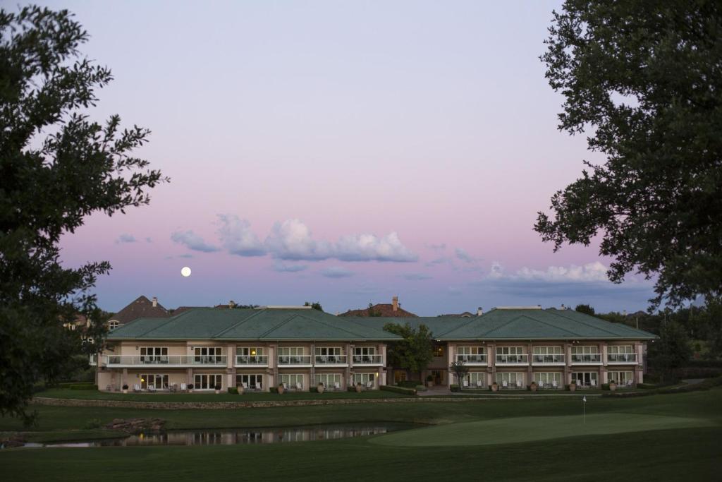 The Ritz-Carlton Dallas, Las Colinas - Villa, 1 Kingsize Bed, Uitzicht Op De Tuin/Golf, Balkon, Patio