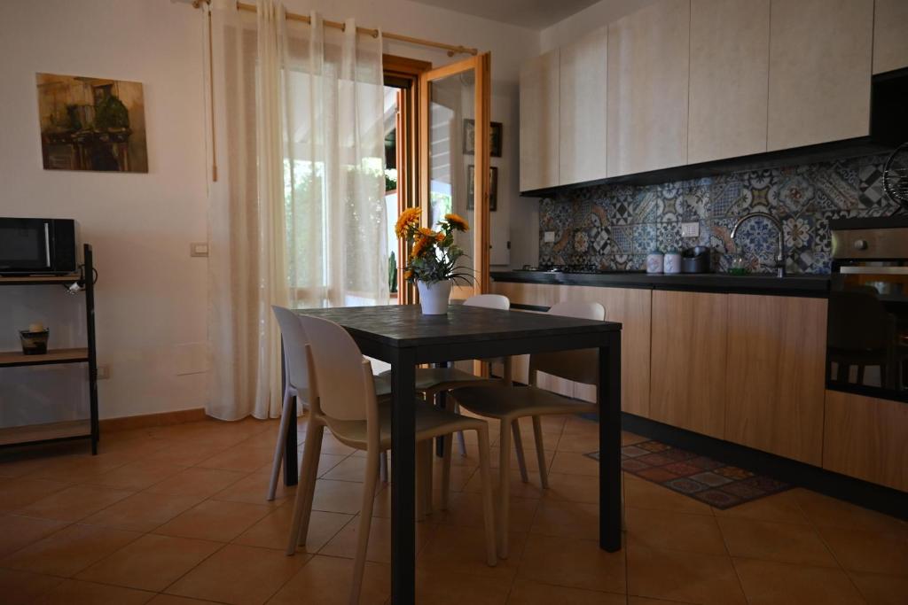Kuchyňa alebo kuchynka v ubytovaní Chalet Calarossa