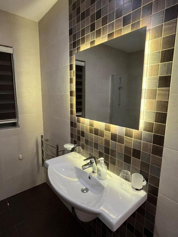 Bagno di Monita 113, Seaside Apartment with Access to Pool and Pleasant Views