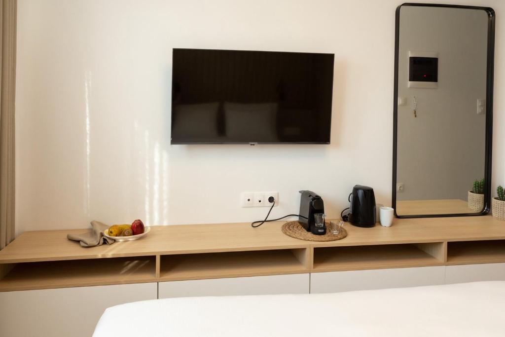 Eria Suites Thessaloniki - 13