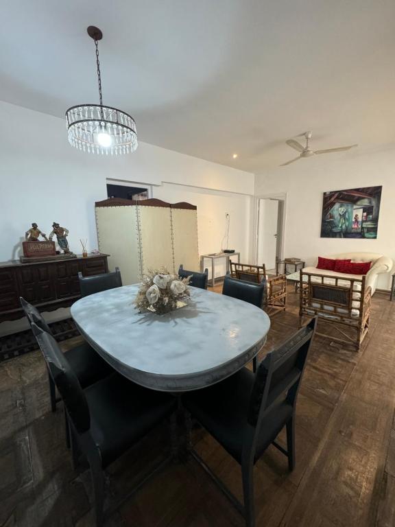 Χώρος καθιστικού στο CASA LE FORT- Centro