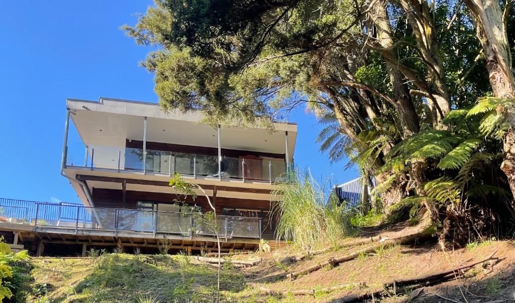 Gully Retreat - Resim 1