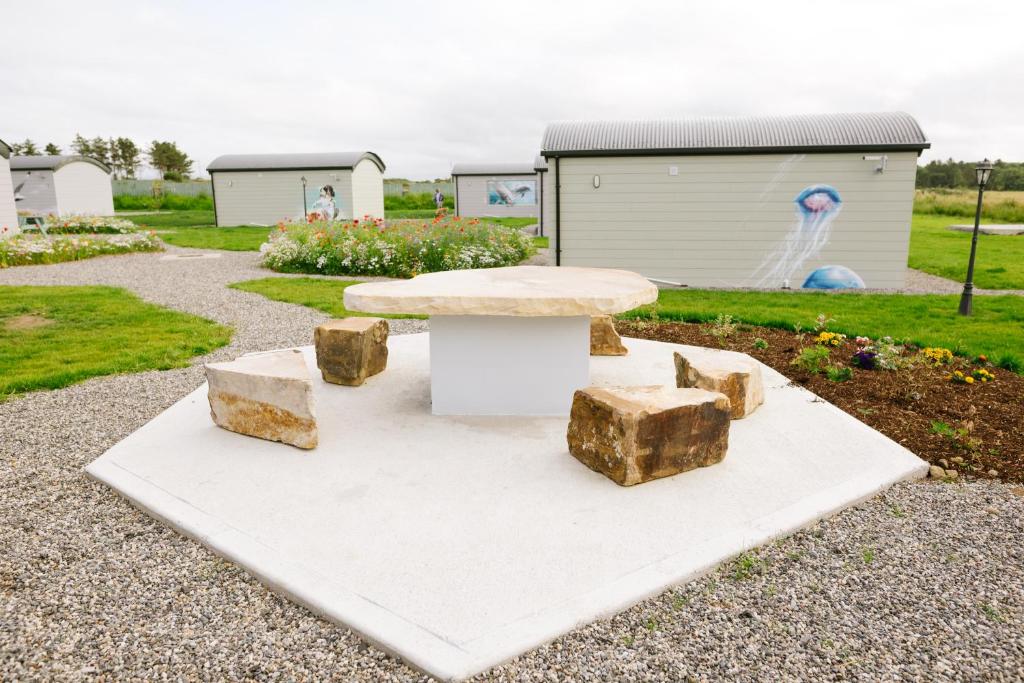 Giardino di Easkey Glamping Village