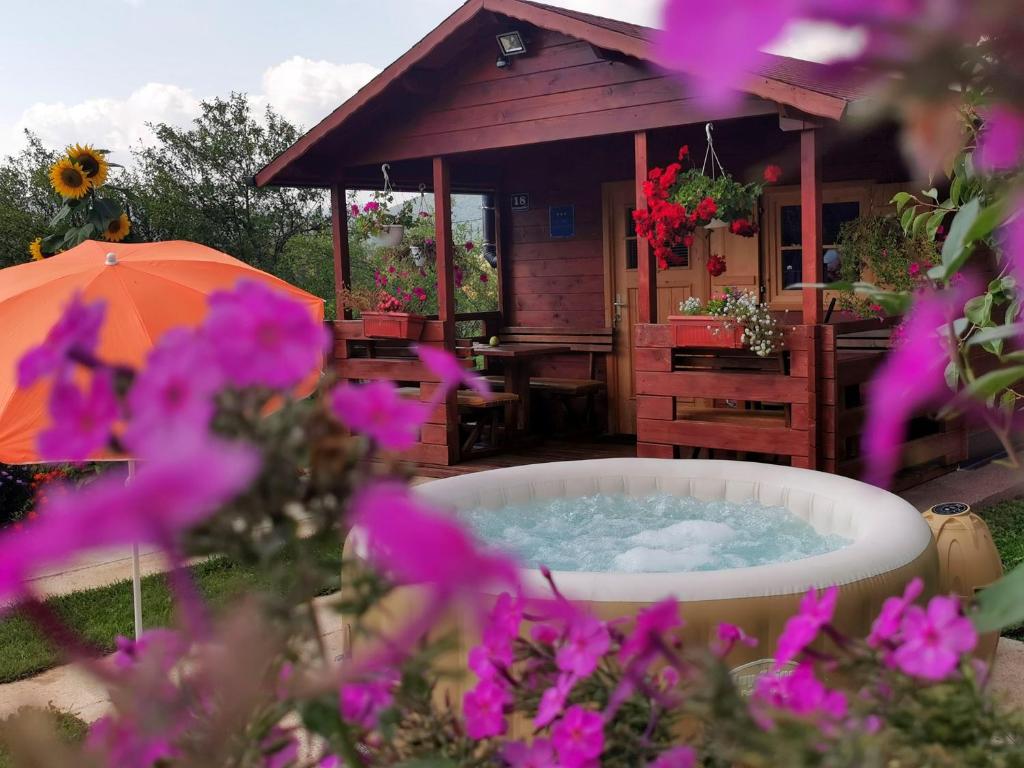 Cottage La Sierra with JACUZZI