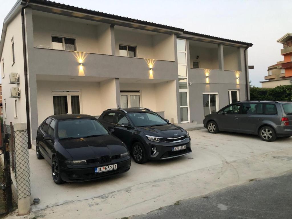 Budova, kde se aparthotel nachází
